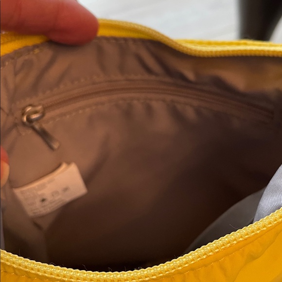 Baggallini Sunny Yellow Crossbody Bag - Picture 6 of 9